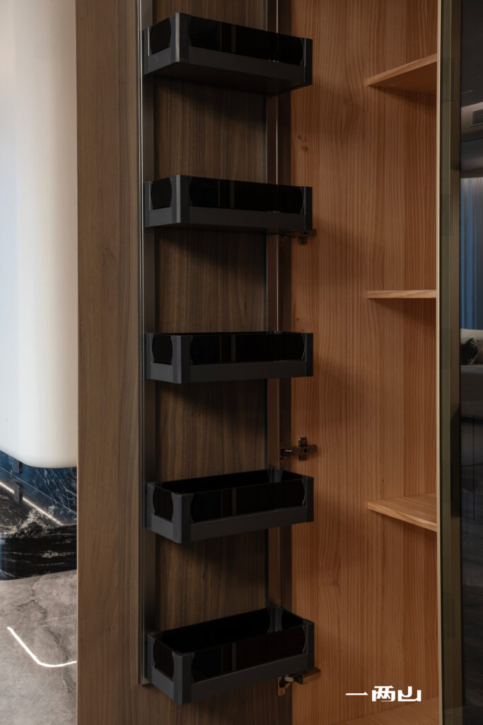 22-683x1024 精改实景